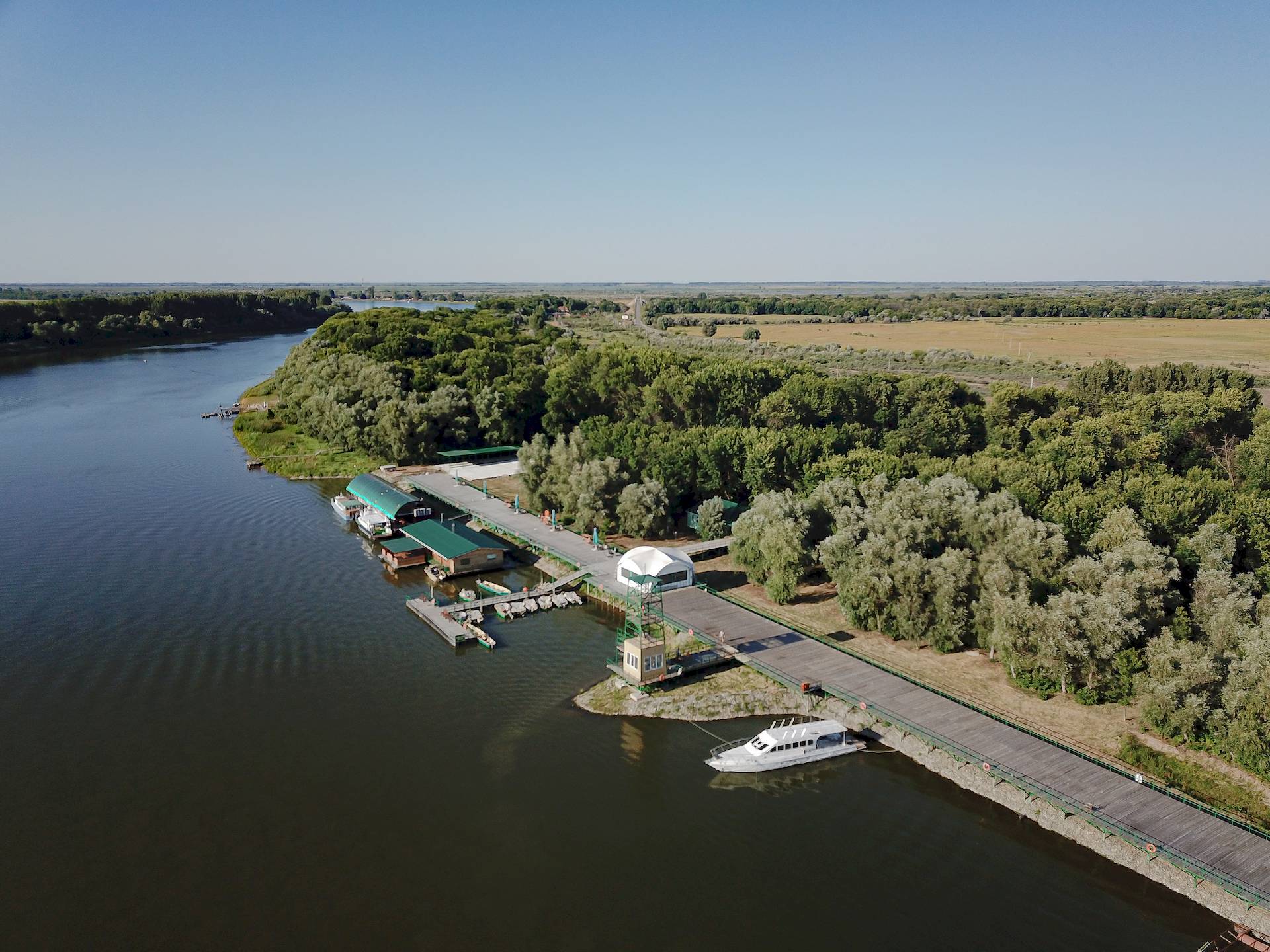 Рыболовная база Застава